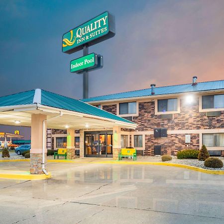 Quality Inn & Suites Данвил Екстериор снимка